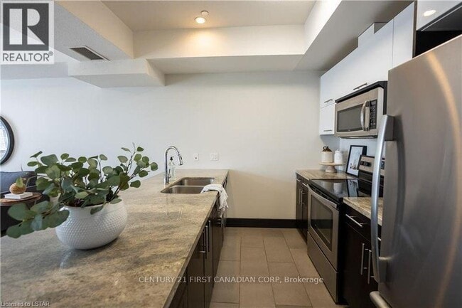 Photo - 112 N Centre Rd Unit 38