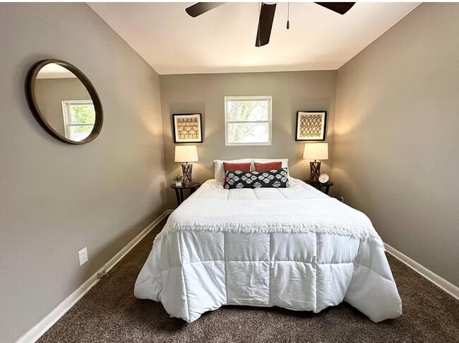 Photo - 1713 Kelton Ave