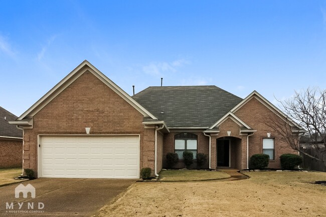 Building Photo - 40 Abbey Rd