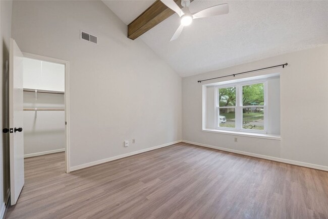 Photo - 11805 Southlake Dr