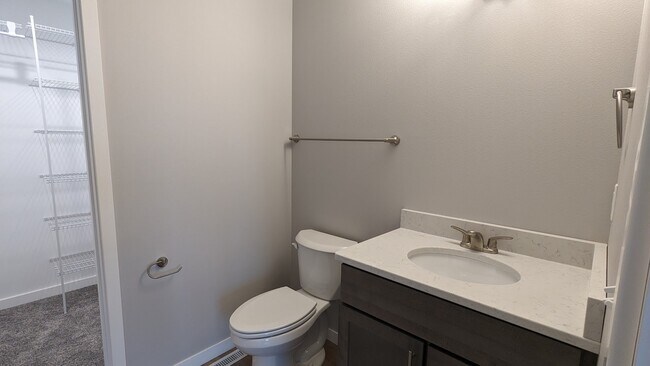 Photo - 2865 Rookwood Ln