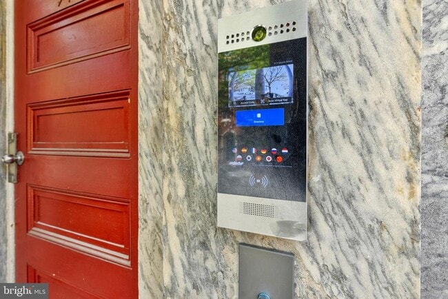 Photo - 914 Spruce St Unit 9