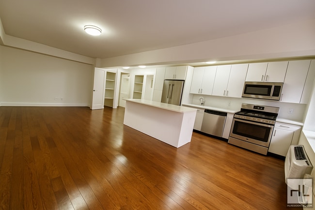 Photo - EAST 57 STREET Unit 10G