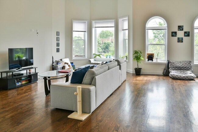 Photo - 1856 N Humboldt Blvd Unit 2N