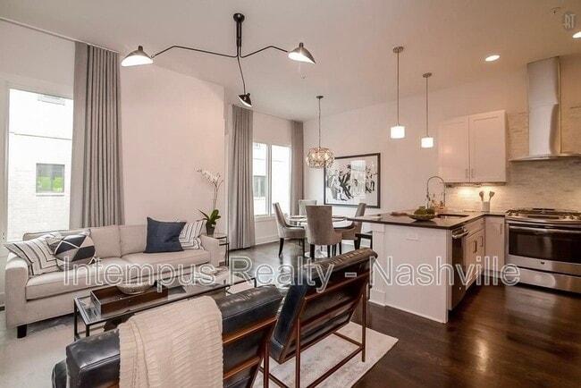 Photo - 821 Melpark Ct