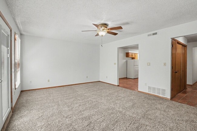 Photo - 1300 N Rockwell Ave