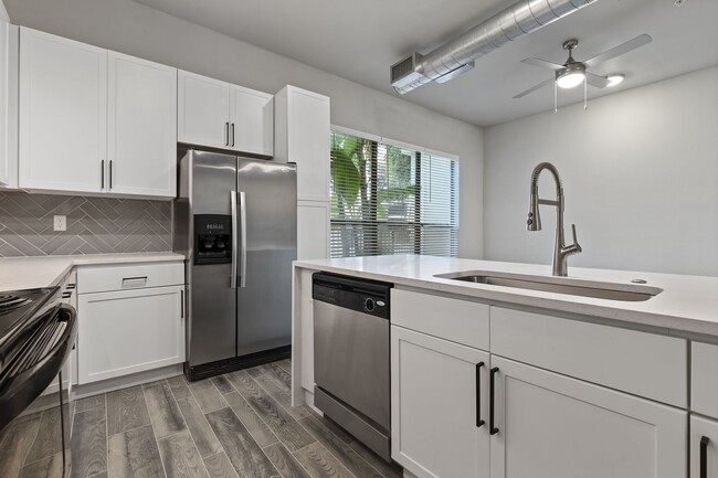 Photo - Briar Forest Lofts