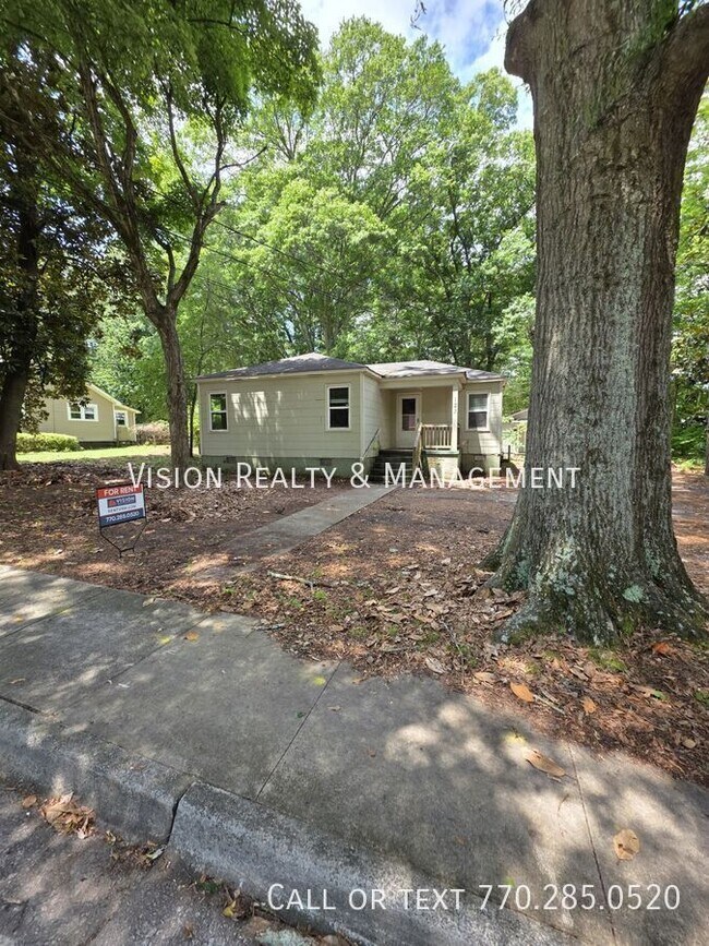 Photo - 123 Tuggle St