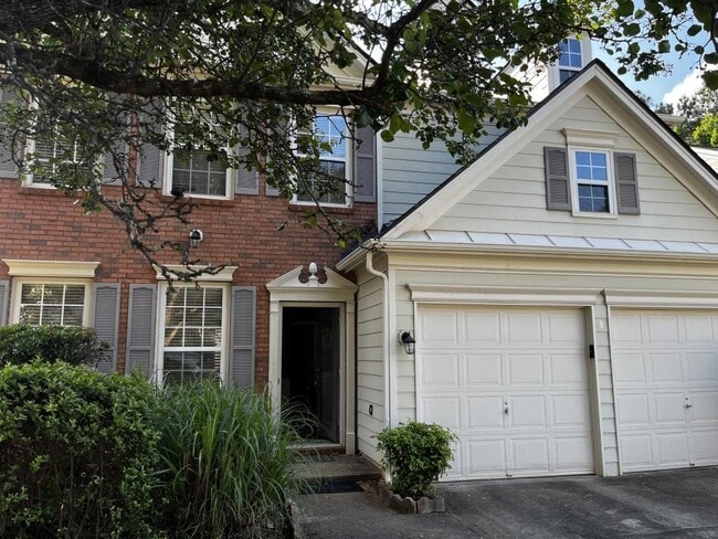 577 Ashland Pkwy