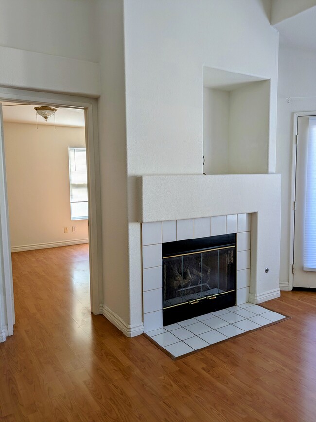 Photo - 11861 Spruce Run Dr Unit A