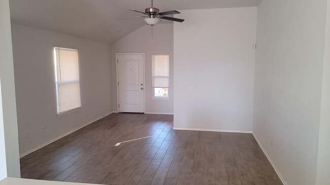 Photo - 4617 Emerald Knoll Rd