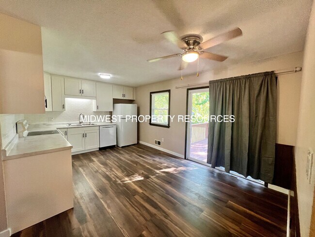 Photo - Freshly Updated 3 Bedroom Duplex