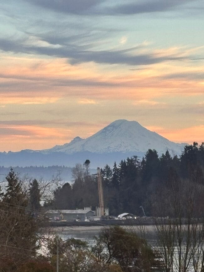 Photo - 190 Harbor Sq Loop NE Unidad C325