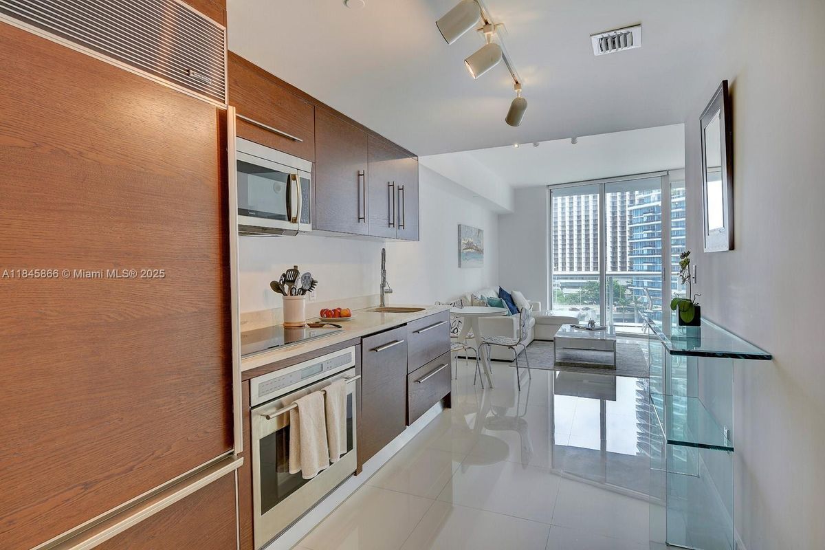 Photo - 465 Brickell Ave Rental