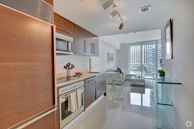 Building Photo - 465 Brickell Ave Rental