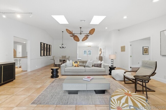 13684 Exotica Ln