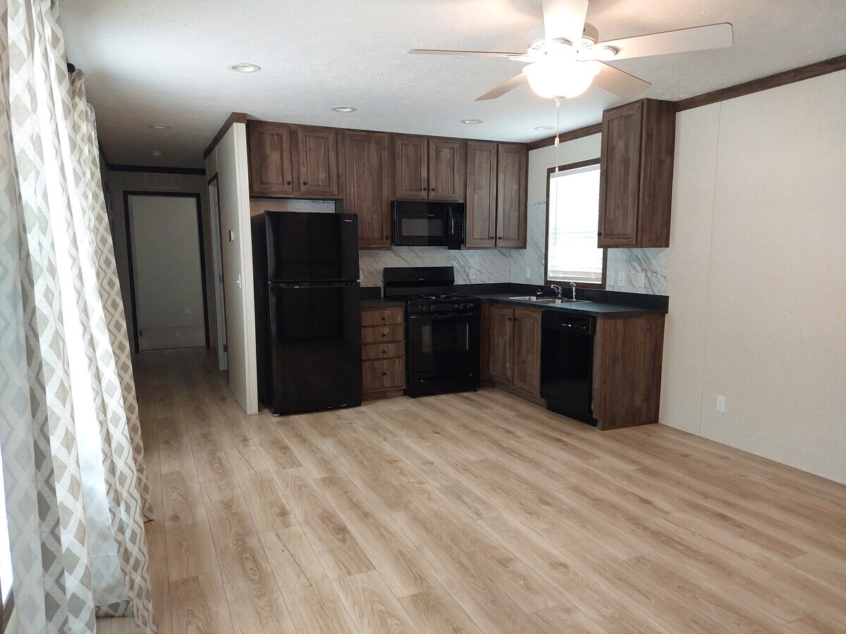 Photo - 305 Mulberry