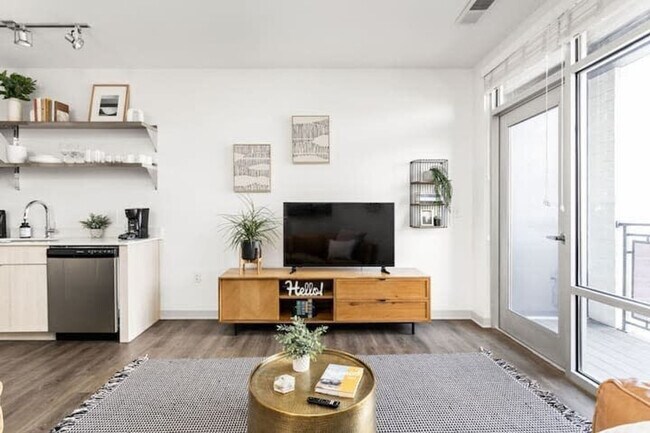 Photo - 747 N College Ave Unit ID1038657P