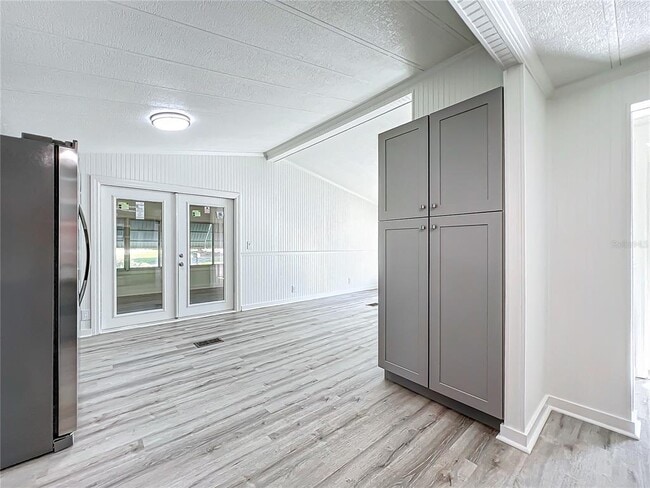 Photo - 140 Orangewood Dr