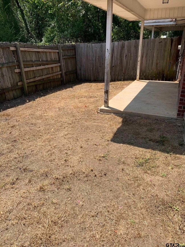 Photo - 113 Elm Creek Dr