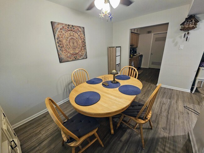 Photo - 25 Sweetgum Ln Unidad 25 Sweetgum Lane