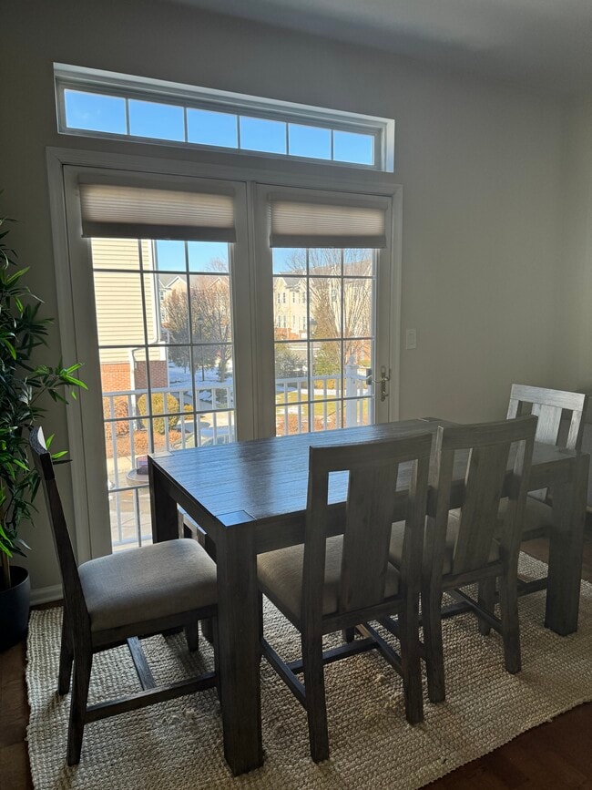 Photo - 813 Deluca Rd