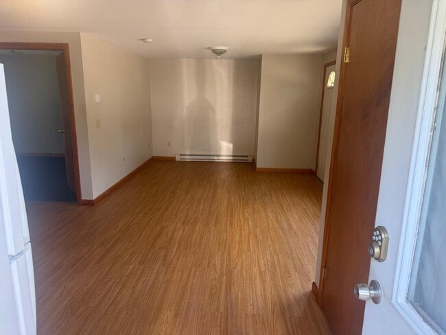 Photo - 117a W Main St Unidad 117c