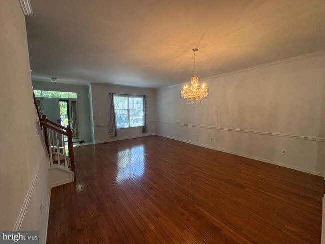 Photo - 208 Castle Dr