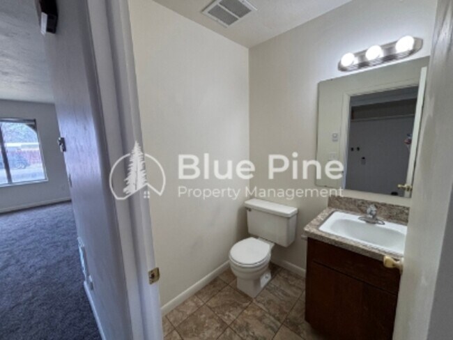 1475 S Emerson Ave Unit 2