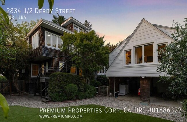 2834 1/2 Derby Street- - 2834 1/2 Derby Street- Casa