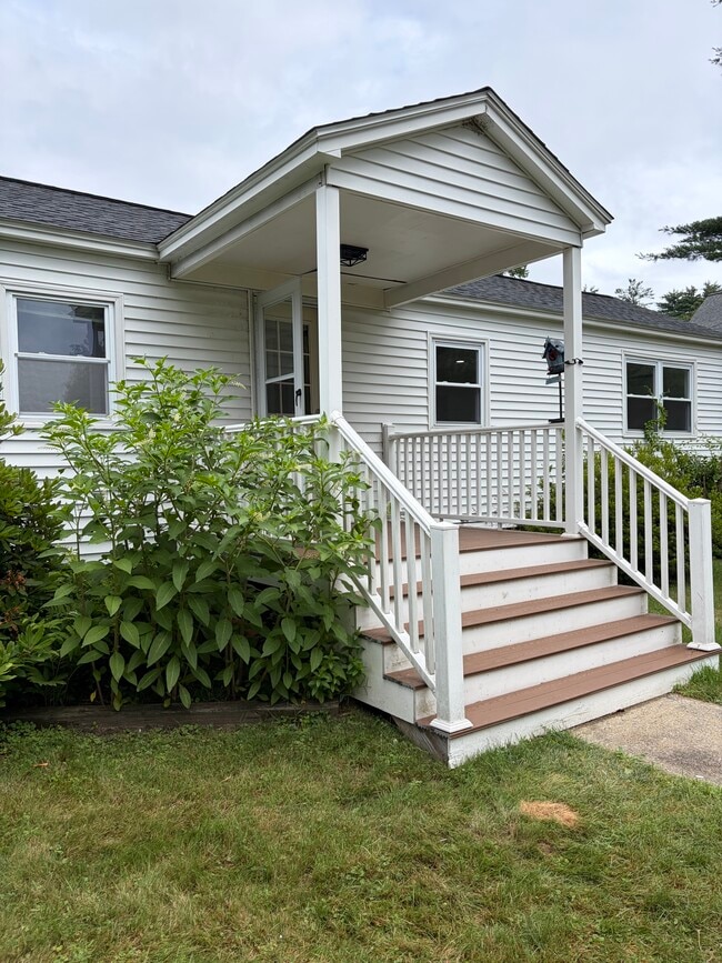 Photo - 177 Rockingham Rd Unit 177B Rockingham Rd
