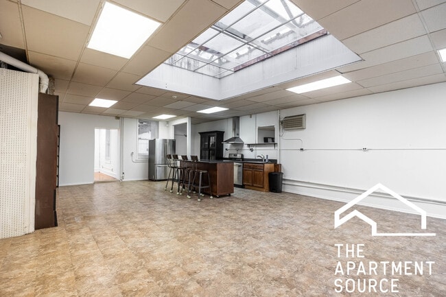 Photo - 3605 N Damen Ave Unit COMM