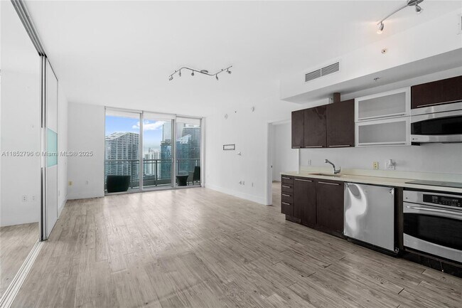 Photo - 90 SW 3rd St Condo Unit 4203