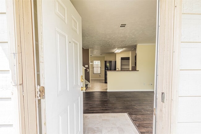 Photo - 6630 Bluebottle Ln