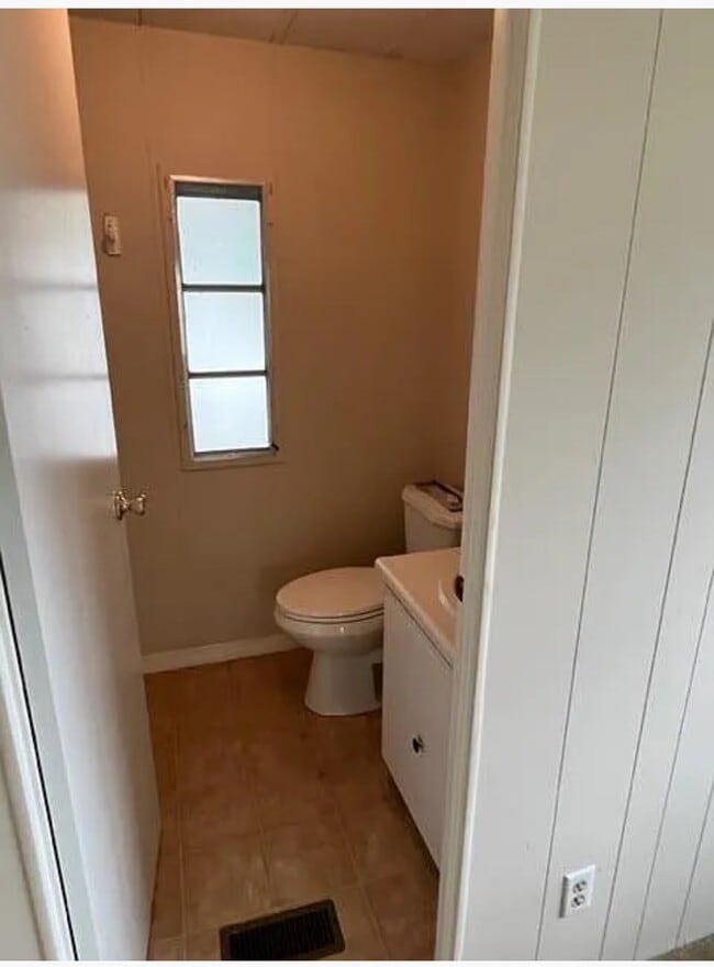 Photo - 337 Heritage Blvd House