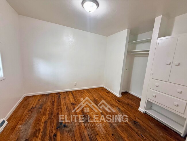 1529 SW Polk St Unit Front