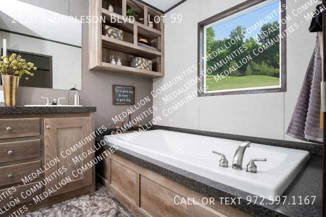 Photo - 2120 S Burleson Blvd