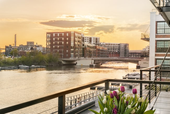 Photo - DoMUS Apartments