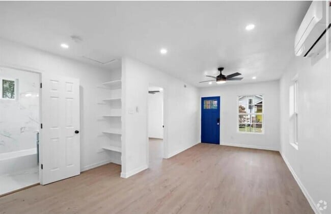 Building Photo - 2312 Lucinda St Rental