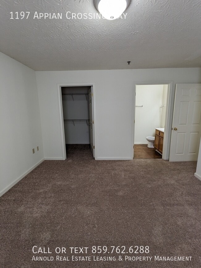 Photo - 1197 Appian Crossing Way