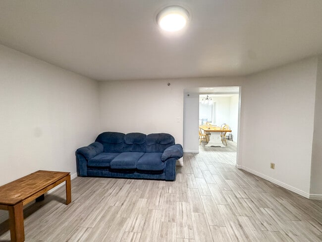 Photo - 728 W 1720 N
