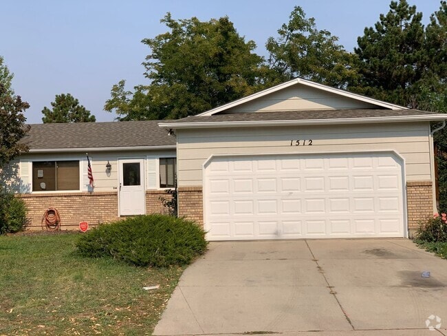 Building Photo - Charming 3-Bedroom Home Near Horsetooth & ...