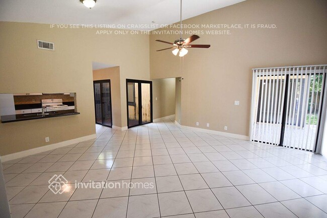 Photo - 9217 NW 49th Pl