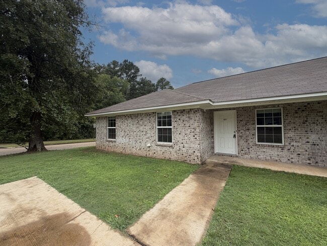 Building Photo - 1221 Kirby St