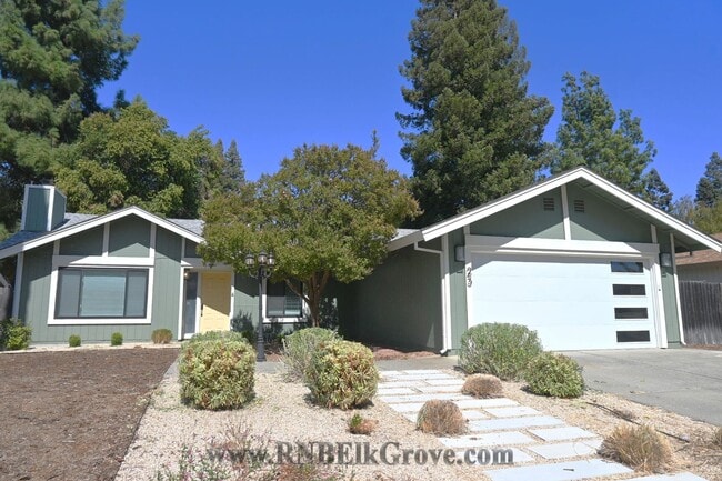 23 Farallon Cir