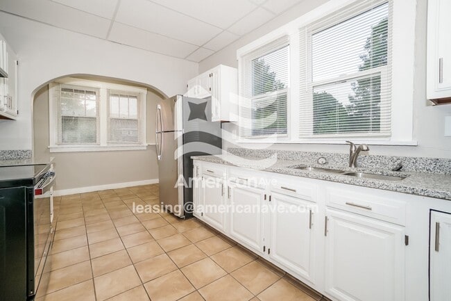 Photo - 1216 Dueber Ave SW