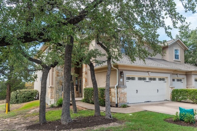 Building Photo - Luxurious Two Story in Sierra Vista! Rental