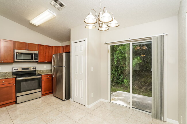 Photo - 1535 18th Ave SW