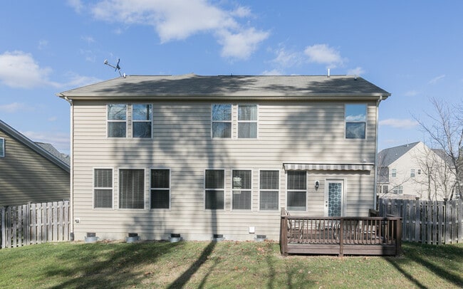 1503 Hemlock Hill Dr