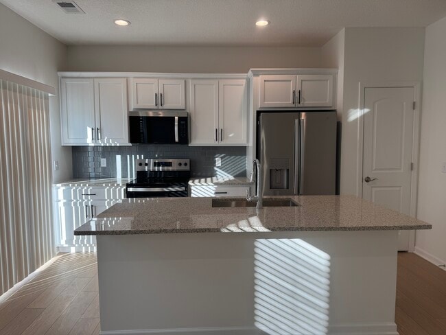 Photo - 5888 Butterfield Ct